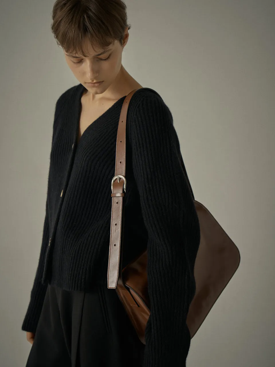 Alpaca Cropped Cardigan - Black