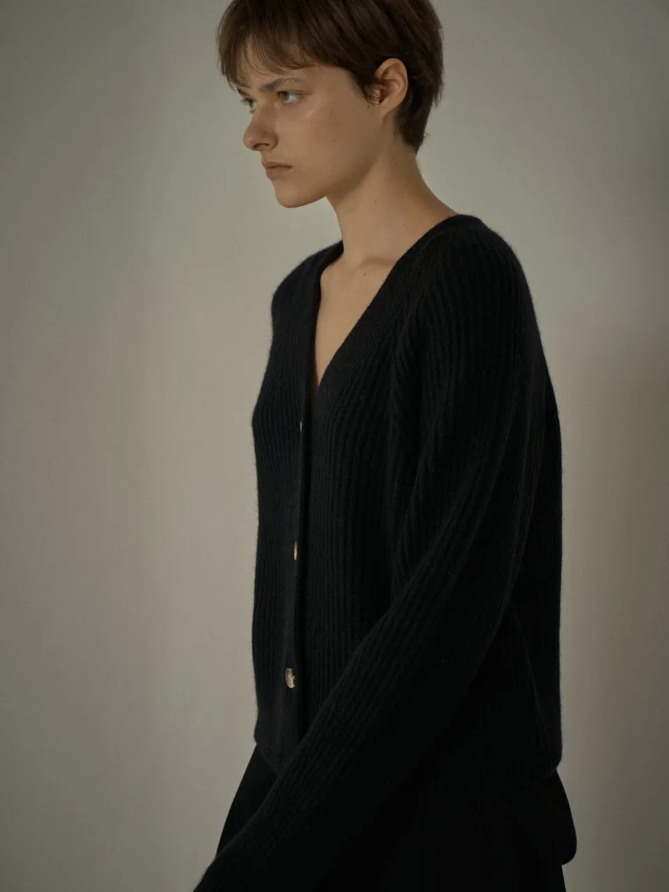 Alpaca Cropped Cardigan - Black