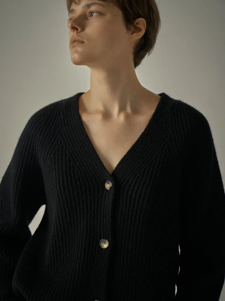 Alpaca Cropped Cardigan - Black