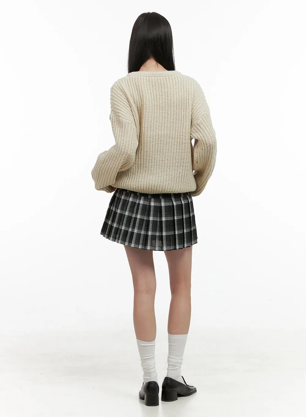 Basic Crew Neck Long Sleeve Knit OS411