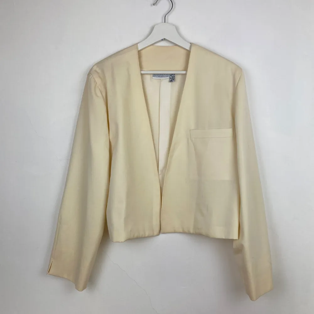 Cropped Cream Blazer - MEDIUM
