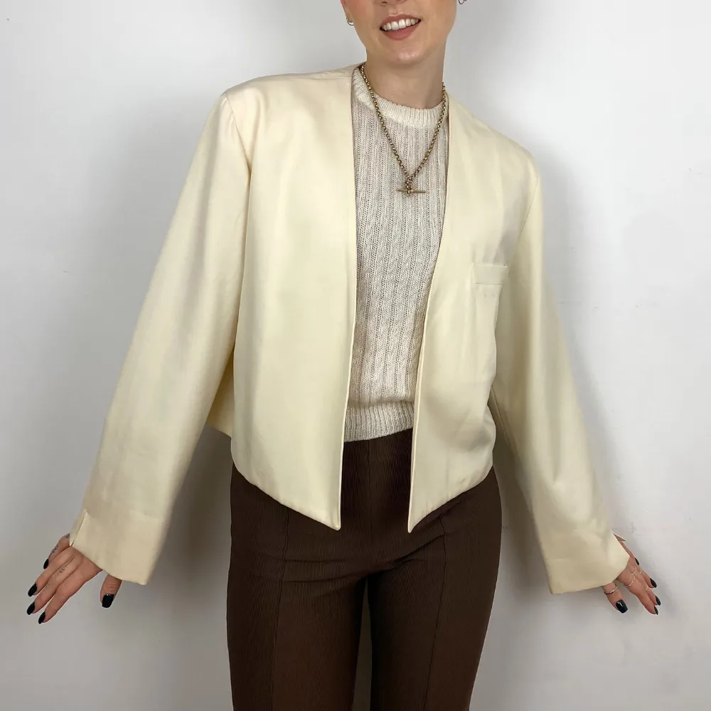 Cropped Cream Blazer - MEDIUM