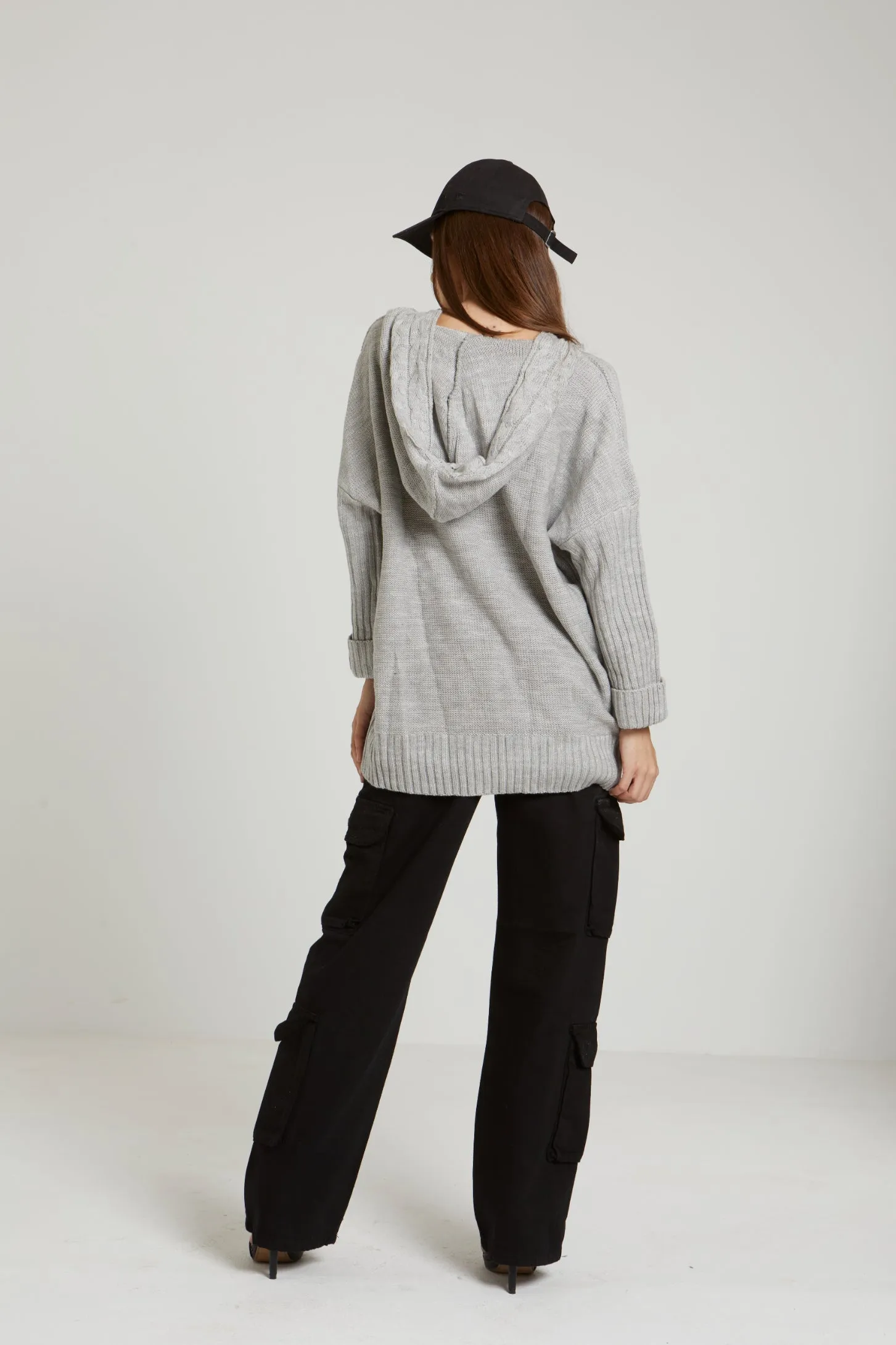 HOODED CABLE KNIT SWEATER - GREY