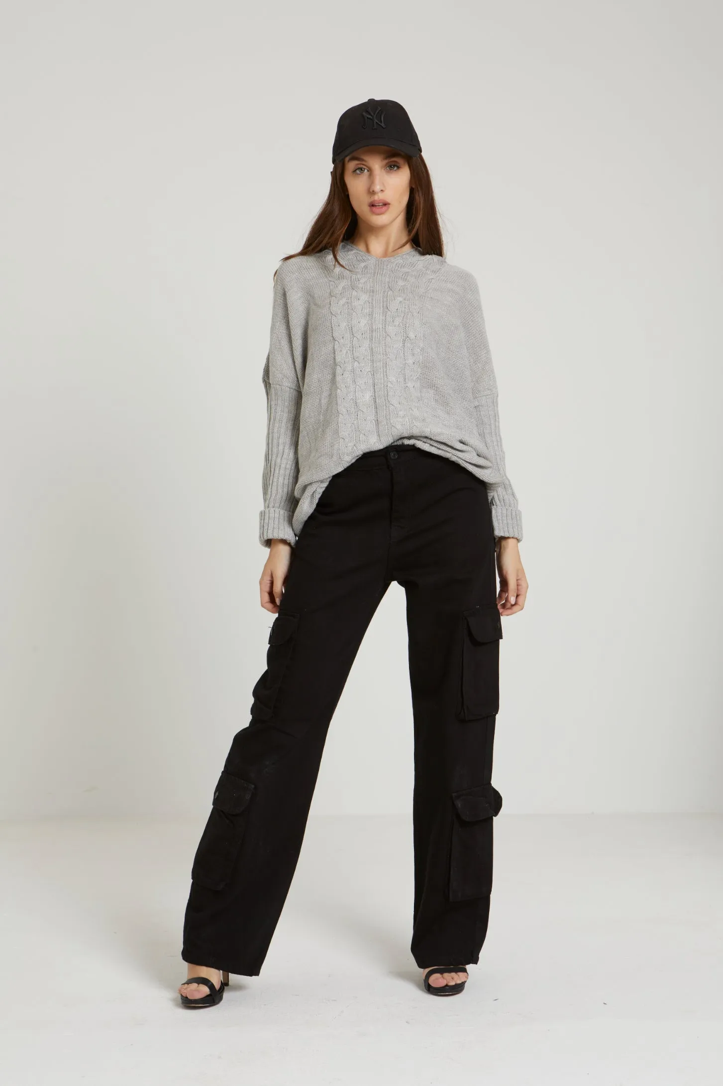 HOODED CABLE KNIT SWEATER - GREY
