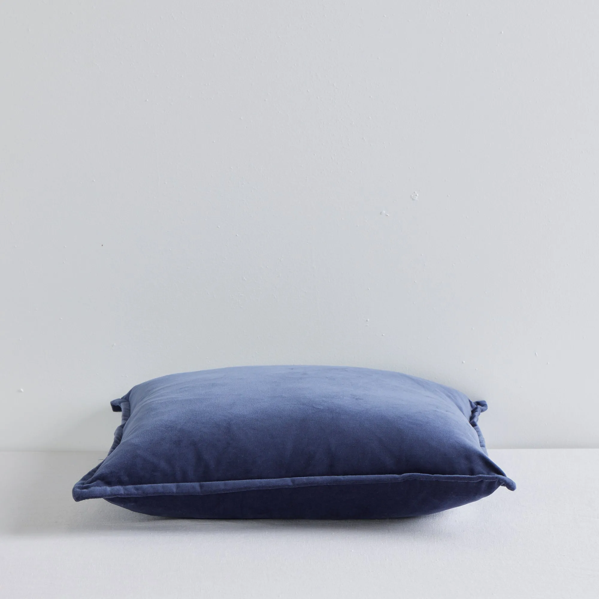 Hudson V2 Velvet Cushion - Ink - 50X50